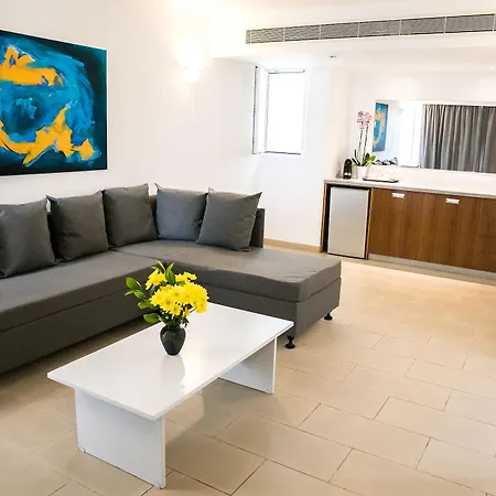 Theo Sunset Bay 4*