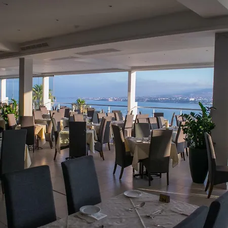 Hotel Theo Sunset Bay