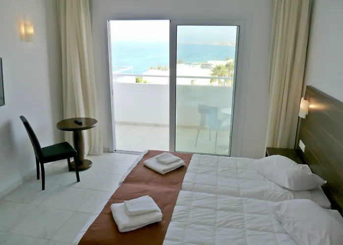 Hotel Theo Sunset Bay