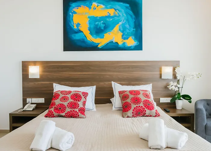 Hotel Theo Sunset Bay Kissonerga