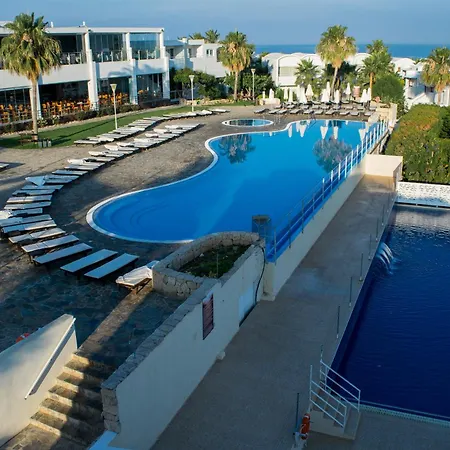Szálloda Theo Sunset Bay 4*