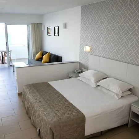 Theo Sunset Bay 4* Kissonerga