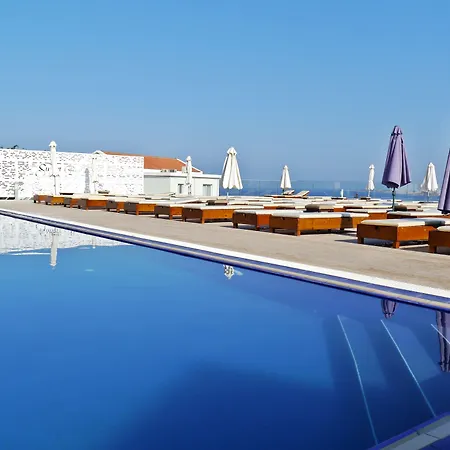 Theo Sunset Bay Otel