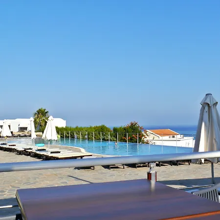 Ξενοδοχείο Theo Sunset Bay