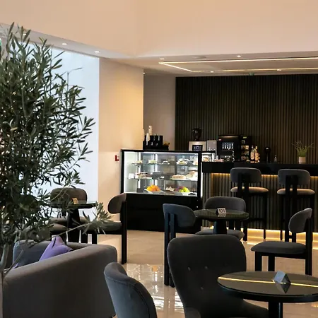 Theo Sunset Bay Hotel 4*