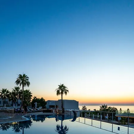 Theo Sunset Bay 4* Kisonerga