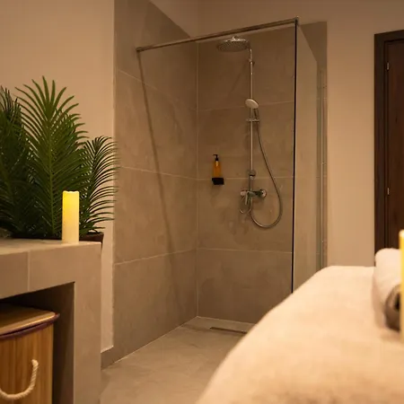 Theo Sunset Bay Hotel 4*