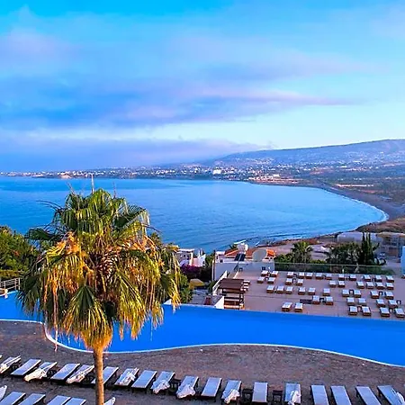 Theo Sunset Bay فندق