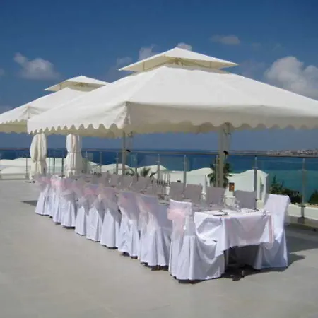 Hotel Theo Sunset Bay