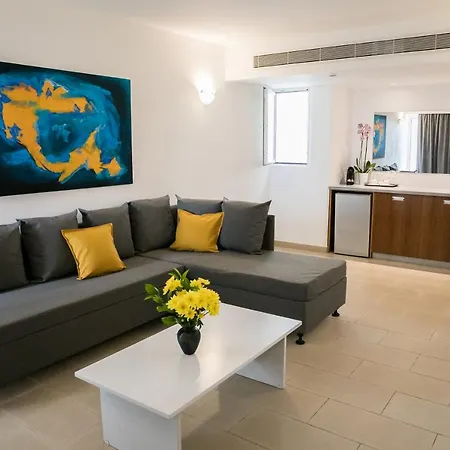 Theo Sunset Bay 4* Kissonerga