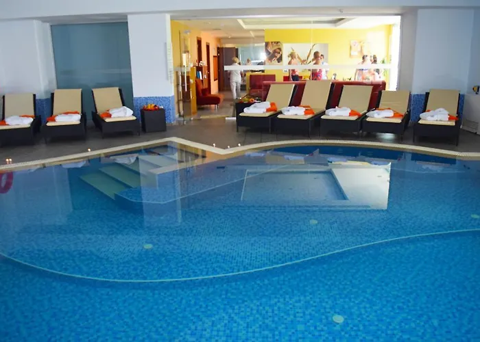 Hotel Theo Sunset Bay