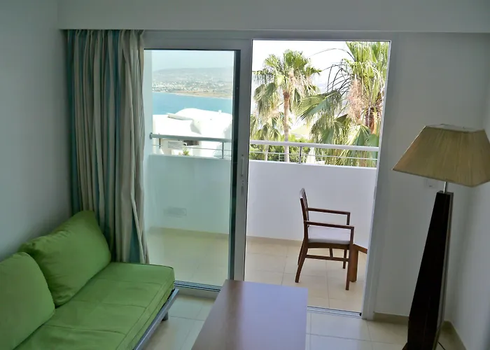 Hotel Theo Sunset Bay Kissonerga