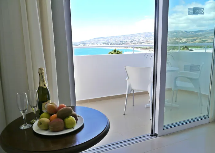 Ξενοδοχείο Theo Sunset Bay 4*