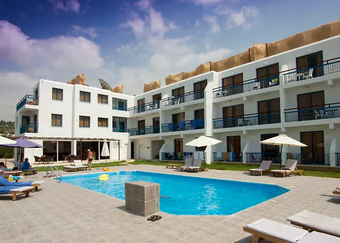 Theo Sunset Bay Hotel