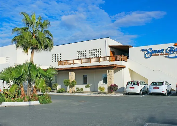 Hotel Theo Sunset Bay