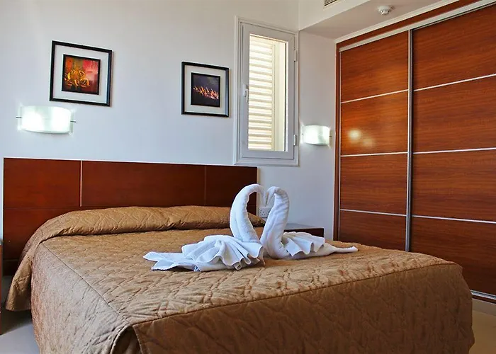 Theo Sunset Bay Hotel Kissonerga